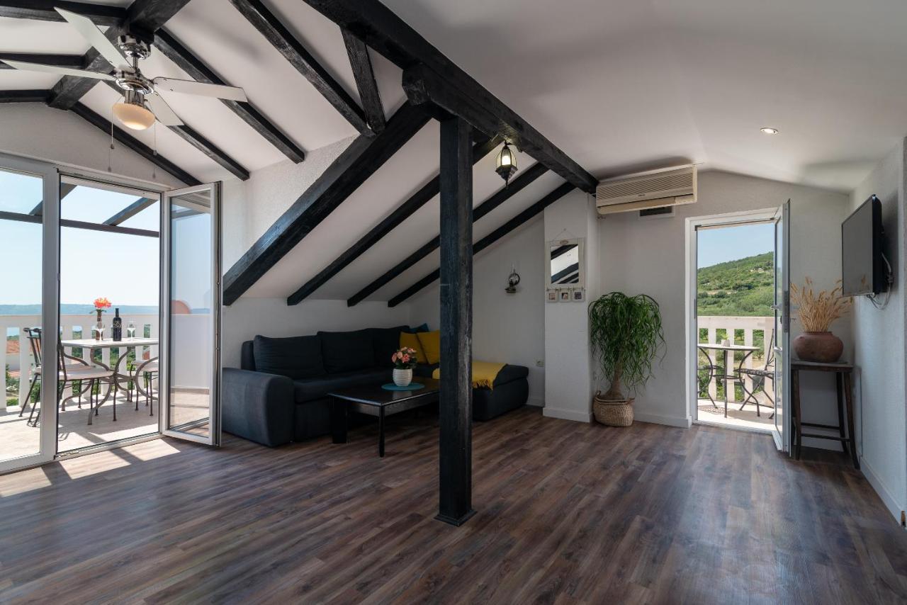 Apartments Dobrila Кастель-Нови Экстерьер фото